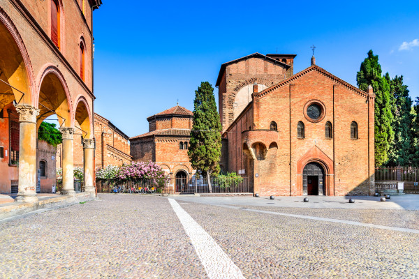 Bologna Inaspettata con Archiginnasio